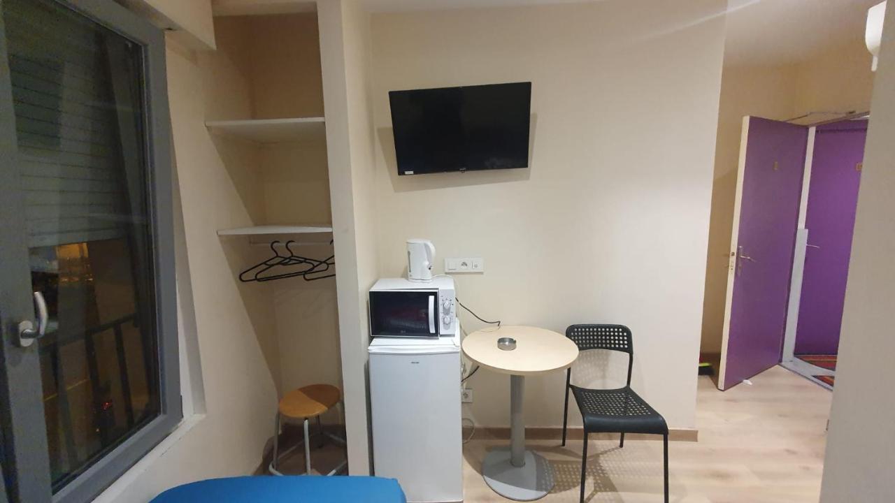 Le Privilege Hotel La Courneuve