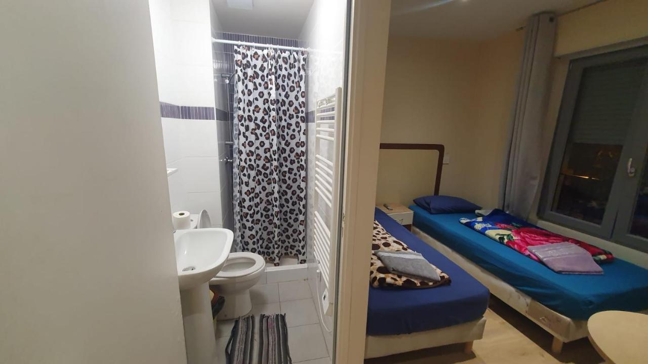 Hotel Le Privilege La Courneuve